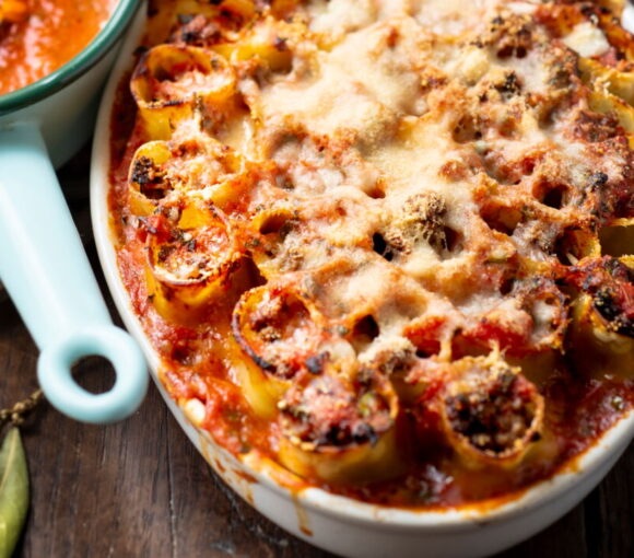 Cannelloni Gratin with Tomato Sauce