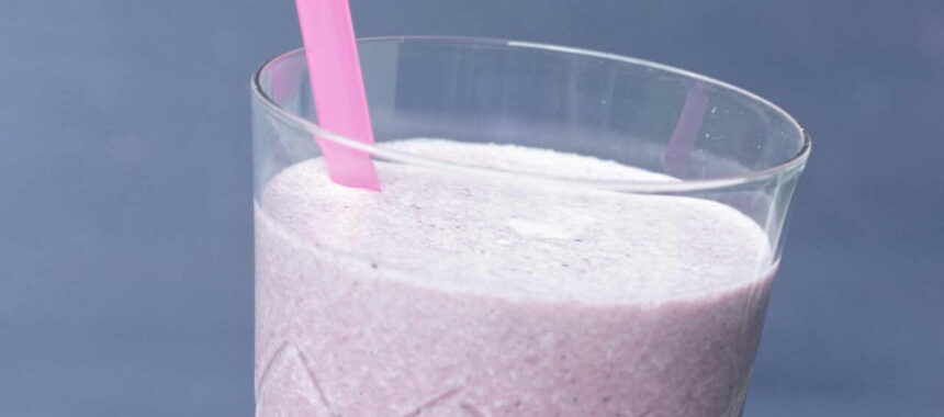 Blackberry Banana Milkshake