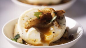 Poached Eggs with Artichokes