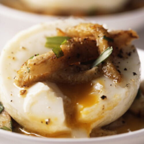 Poached Eggs with Artichokes