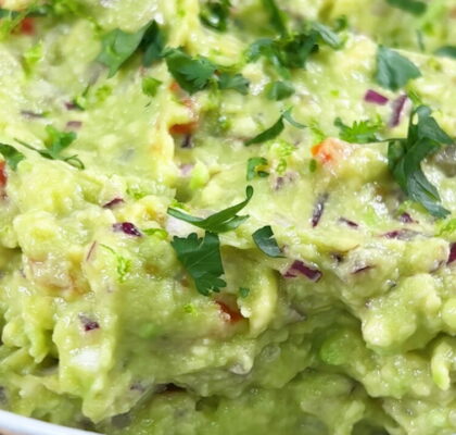 Authentic Mexican Guacamole